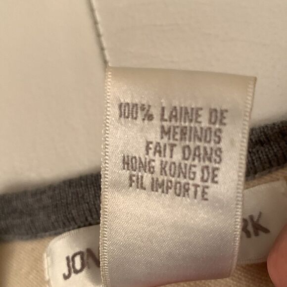 Jones New York Merino Wool Gray White Striped Women’s Sweater Size M - Picture 8 of 8